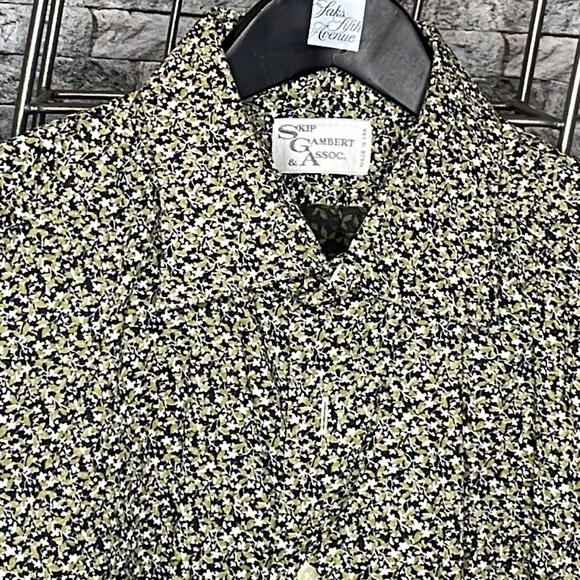 🔥🔥Skip, Gambert & Assoc. Custom button down Size: XL🔥🔥 - Picture 3 of 9